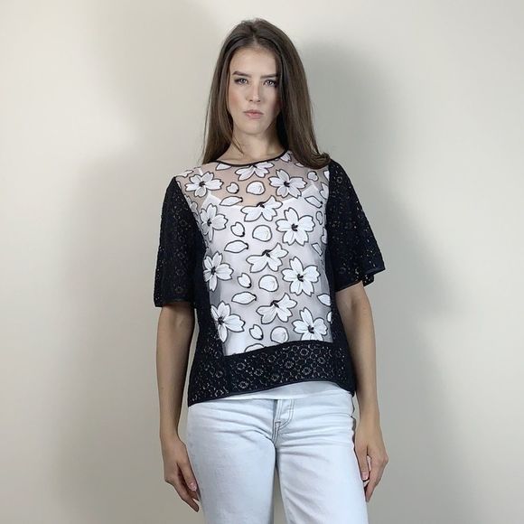 💋 CLEARNACE Penny black lace t shirt boxy blouse top. small - Picture 1 of 6